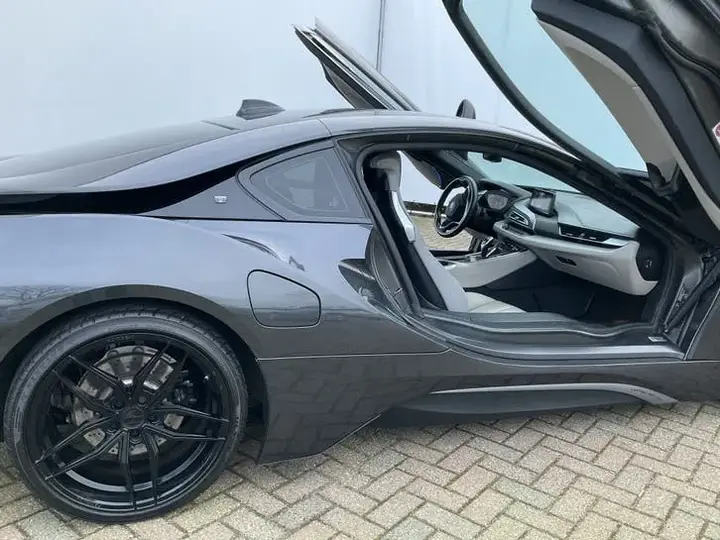 BMW I8 2015 photo 3