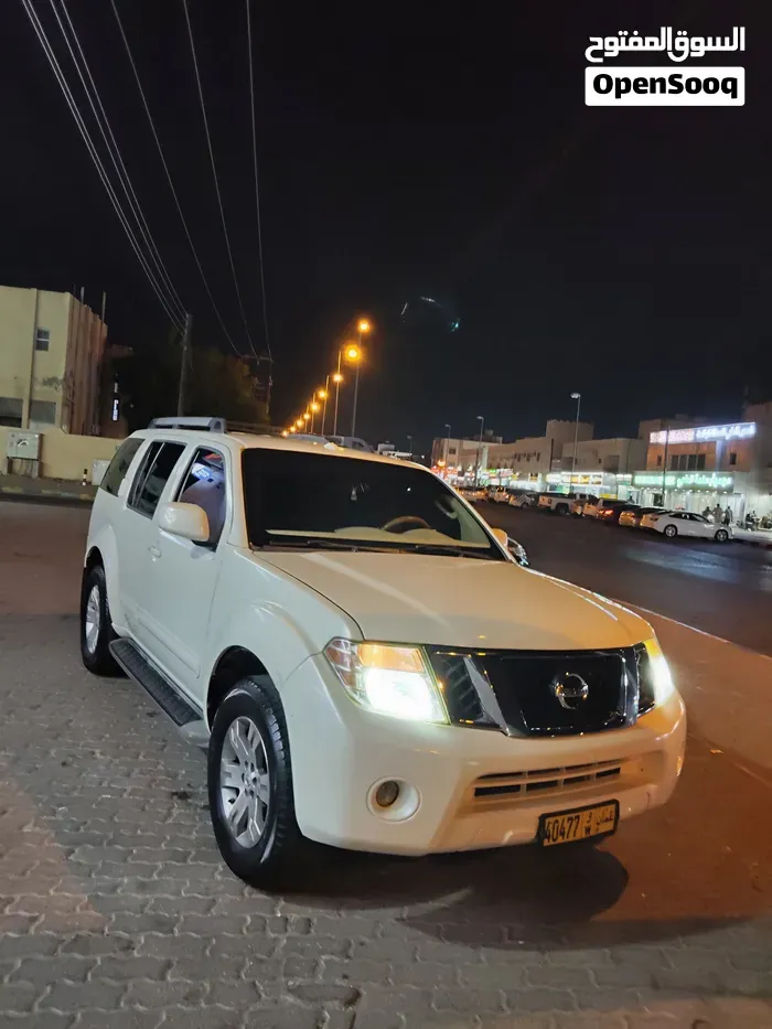 Nissan Pathfinder 2010 photo 4