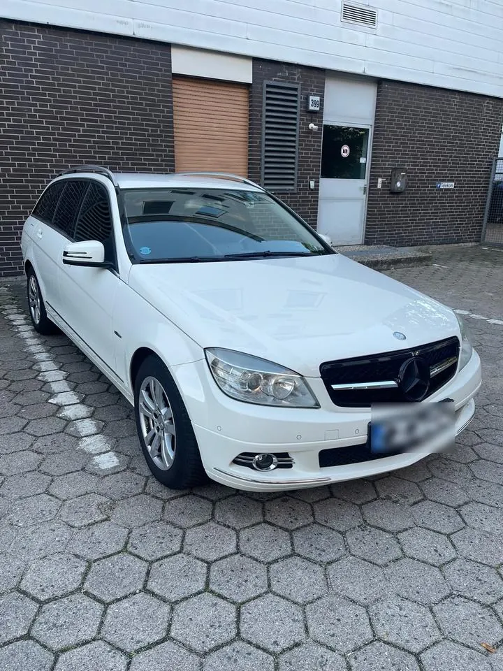 Mercedes-Benz C180