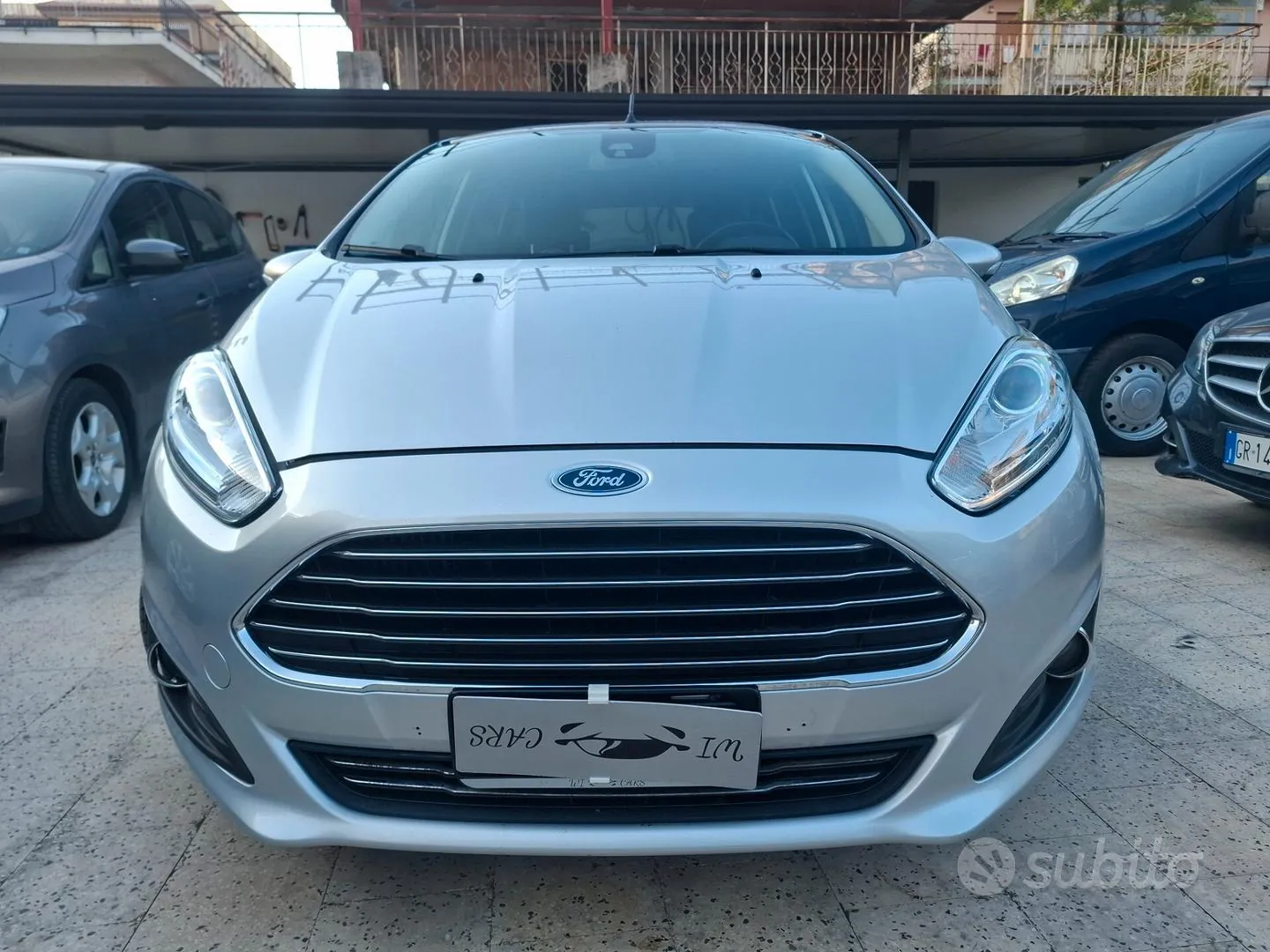 Ford Fiesta 2015 photo 2