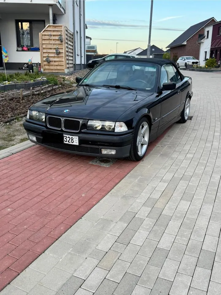 BMW 328I