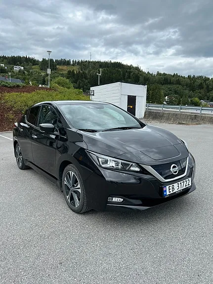 Nissan Leaf 2020 photo 2