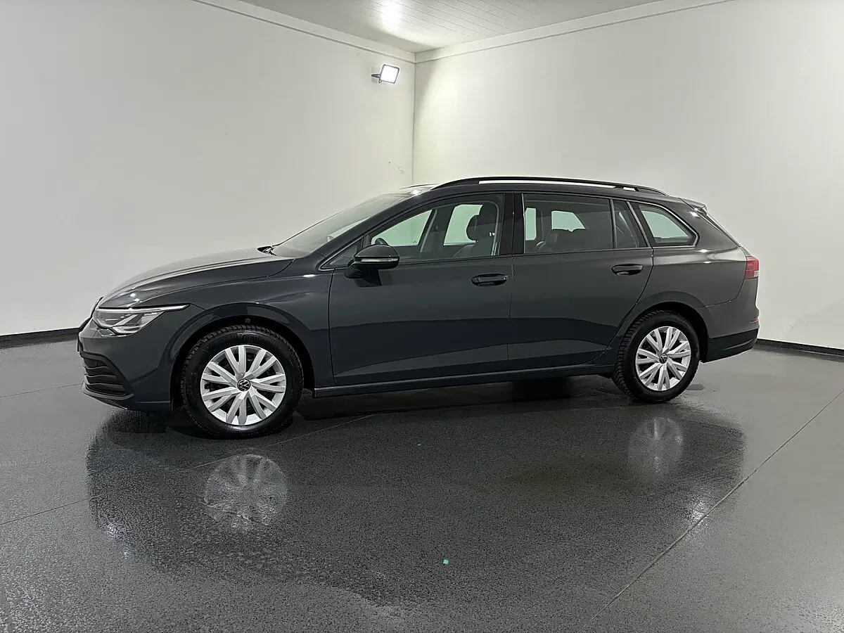 Volkswagen Golf 2023 photo 3