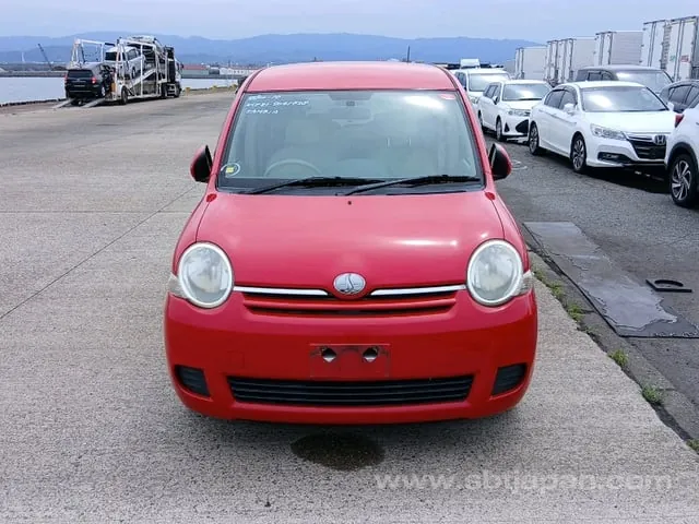 Toyota Sienta 2007 photo 5