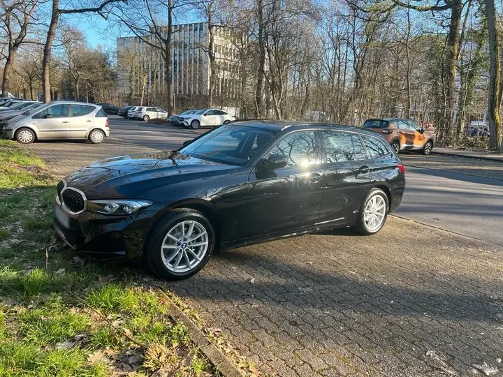 BMW 318I