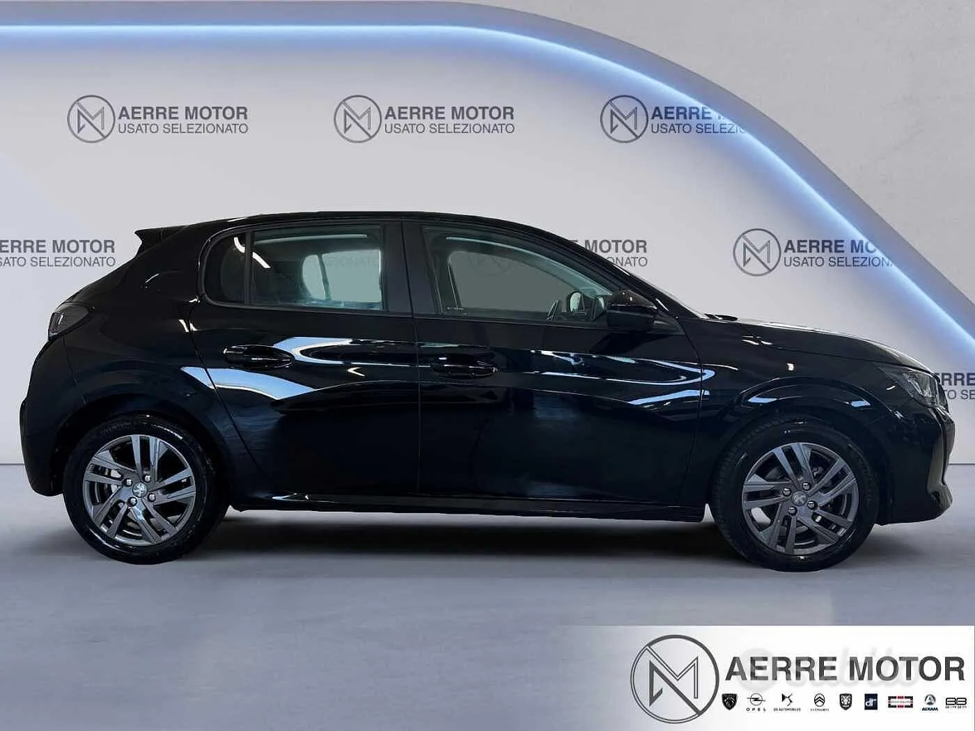 Peugeot 208 2022 photo 4