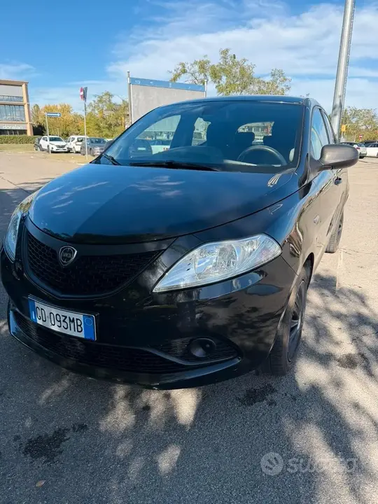 Lancia Ypsilon 2021 photo 4