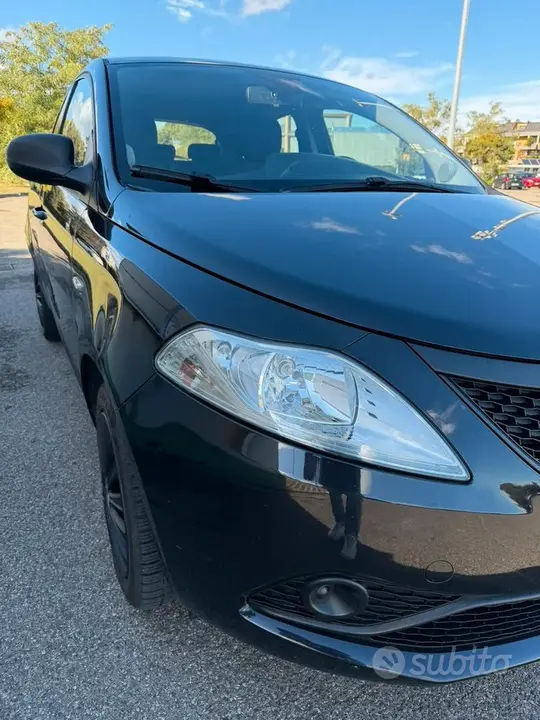 Lancia Ypsilon 2021 photo 3