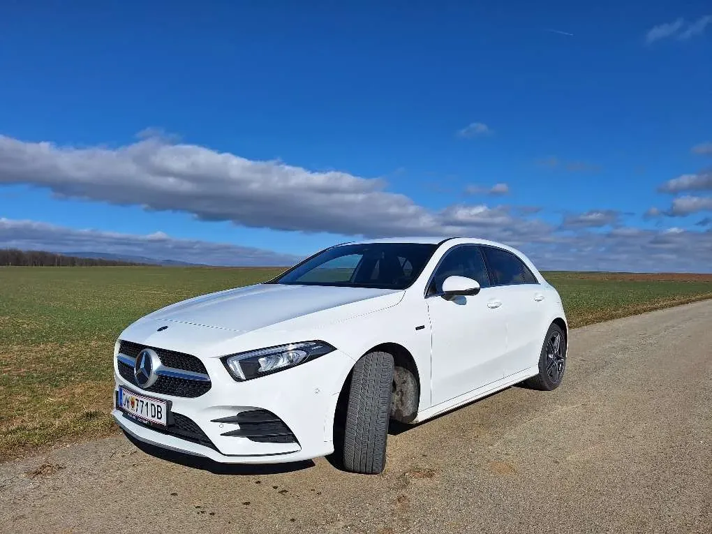 Mercedes-Benz A-Class 2022 photo 3