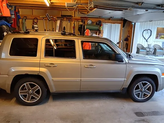 Jeep Patriot 2009 photo 2