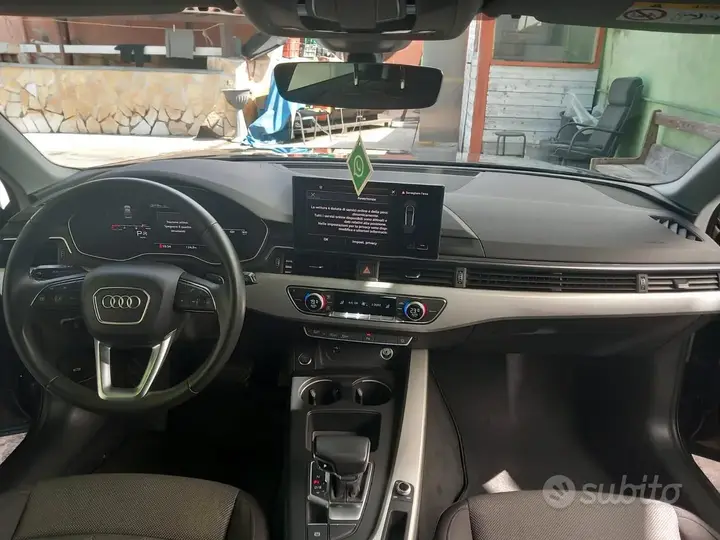 Audi A4 2024 photo 3