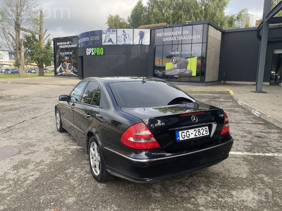 Mercedes-Benz E280 2006 photo 3