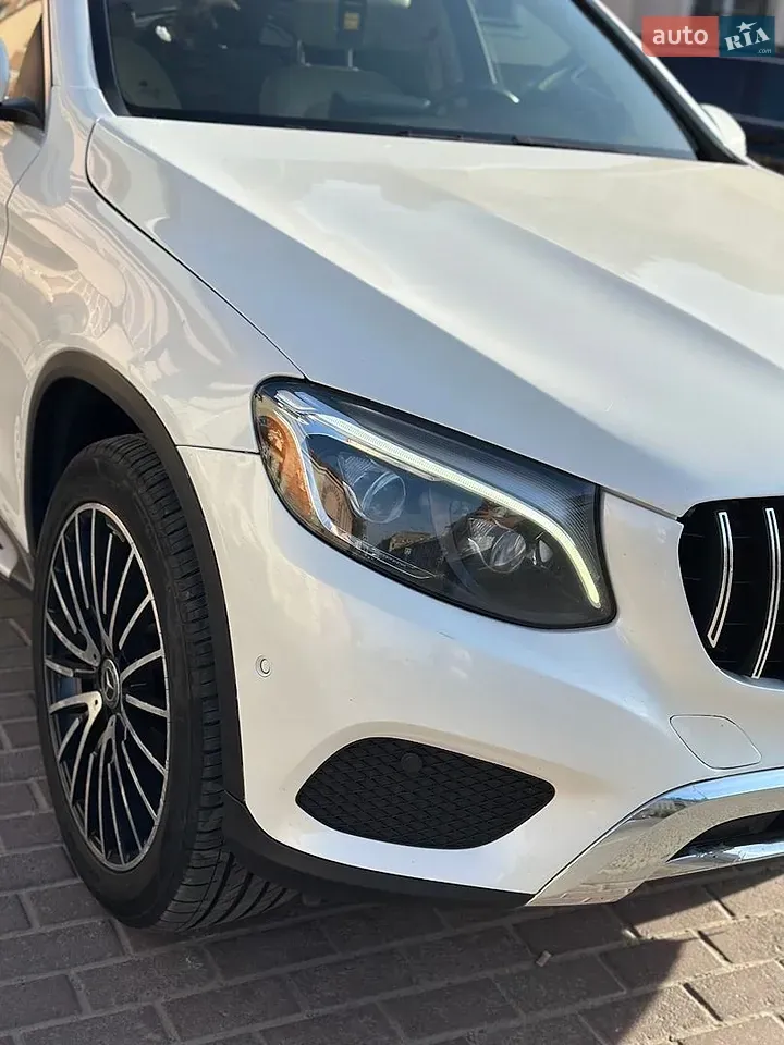 Mercedes-Benz Glc-Class 2017 photo 4