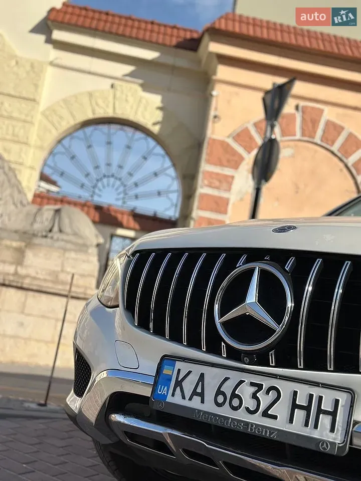 Mercedes-Benz Glc-Class 2017 photo 3