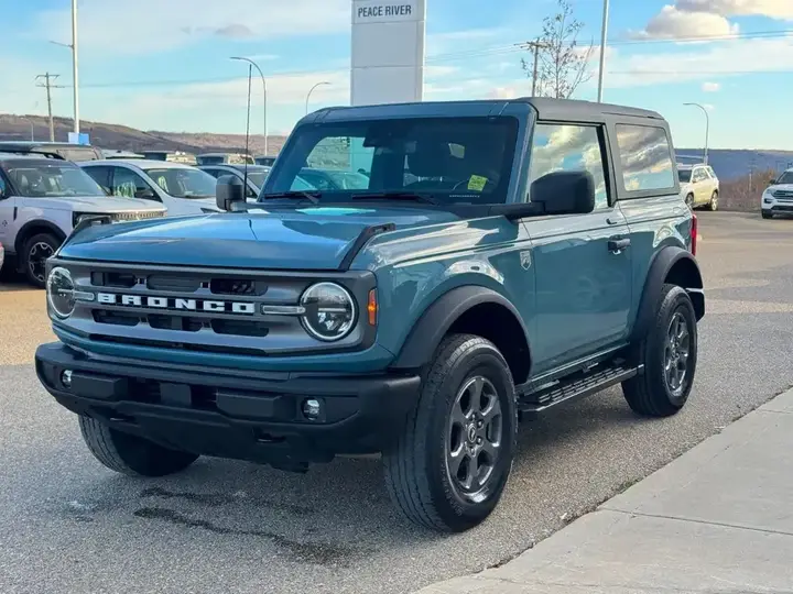 Ford Bronco 2022 photo 3