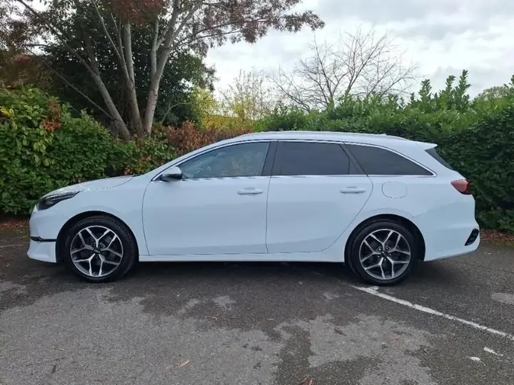 Kia Ceed 2022 photo 4