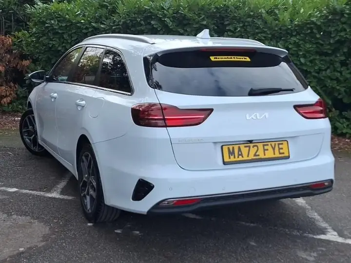 Kia Ceed 2022 photo 2