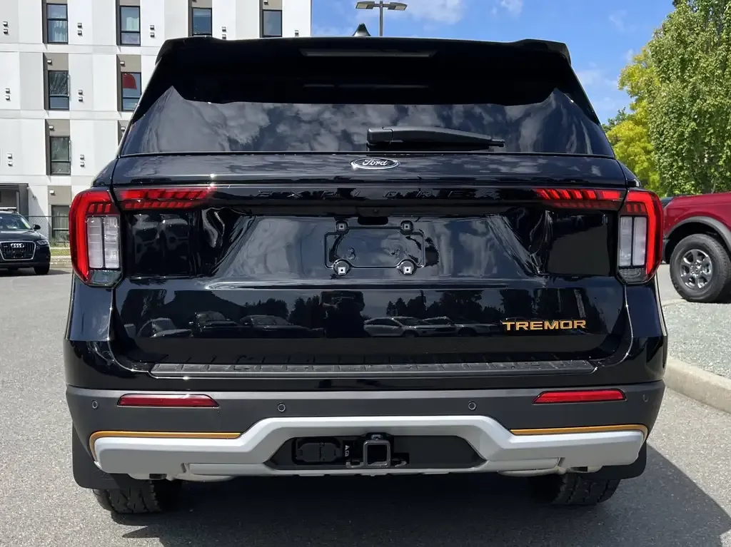 Ford Explorer 2026 photo 5