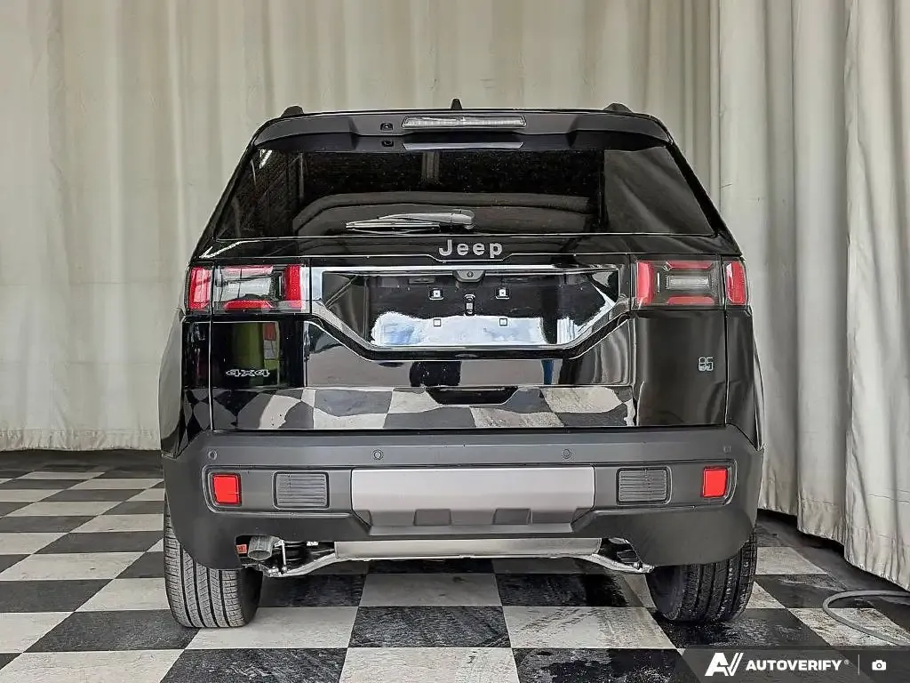 Jeep Cherokee 2026 photo 5