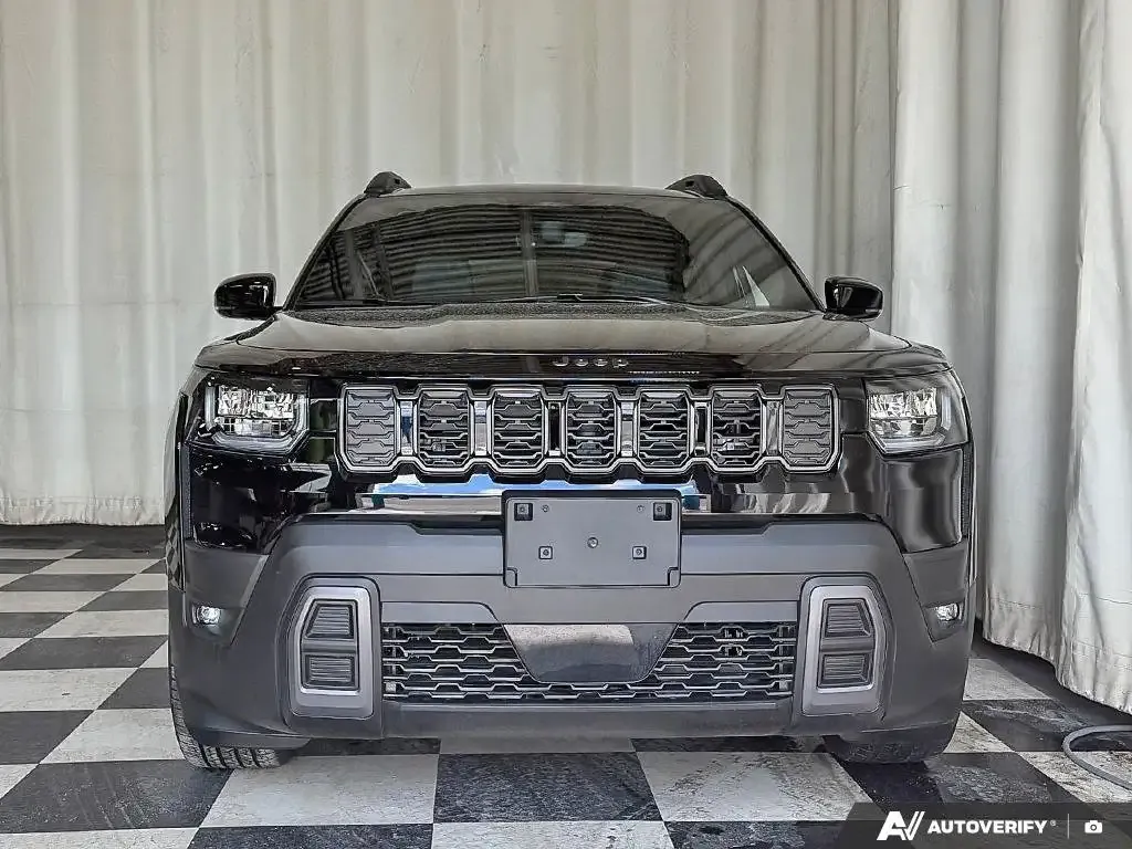 Jeep Cherokee 2026 photo 2