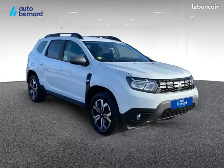 Dacia Duster 2023 photo 3