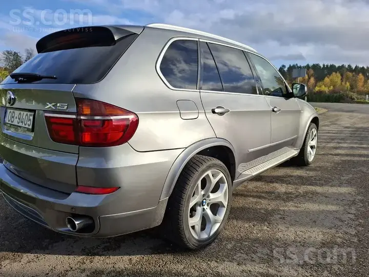 BMW X5 2010 photo 4