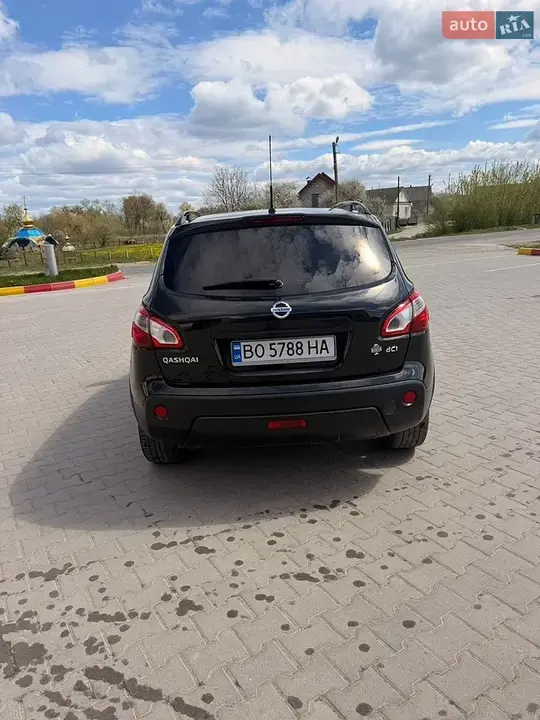 Nissan Qashqai 2013 photo 4