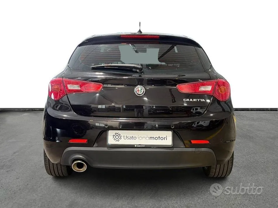 Alfa Romeo Giulietta 2016 photo 5