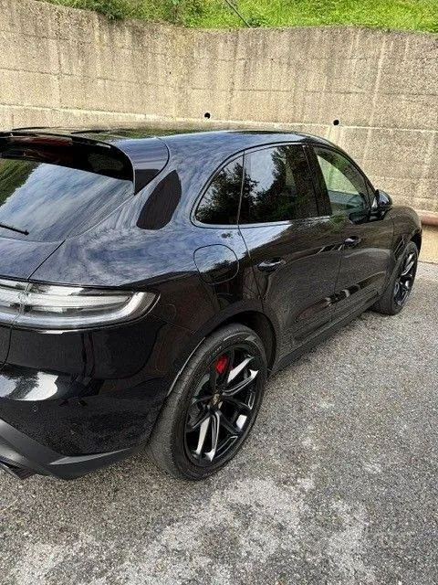 Porsche Macan 2023 photo 2