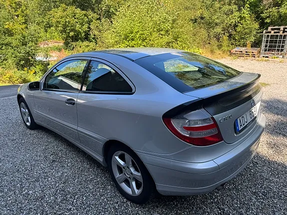 Mercedes-Benz C180 2007 photo 4