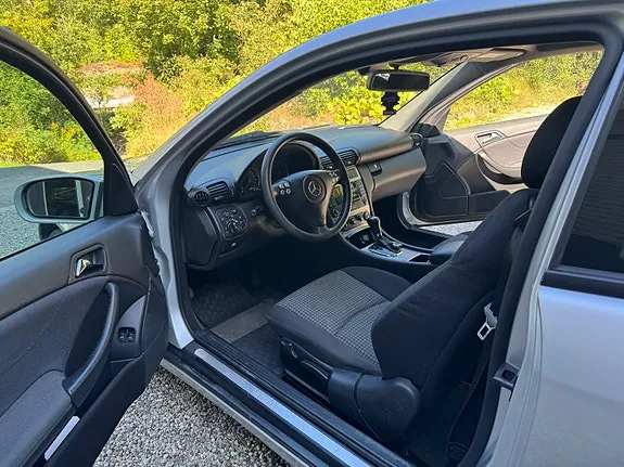 Mercedes-Benz C180 2007 photo 3