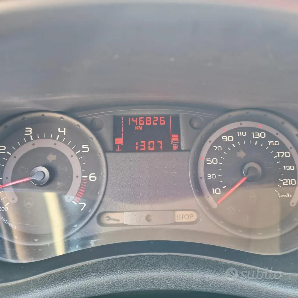 Renault Clio 2008 photo 3