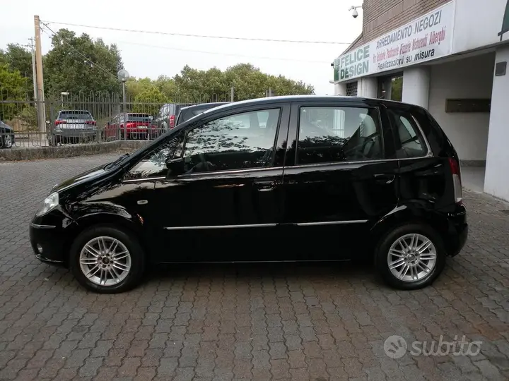 Lancia Musa 2009 photo 3
