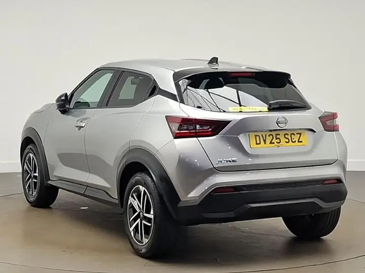 Nissan Juke 2025 photo 2