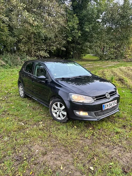 Volkswagen Polo 2011 photo 2