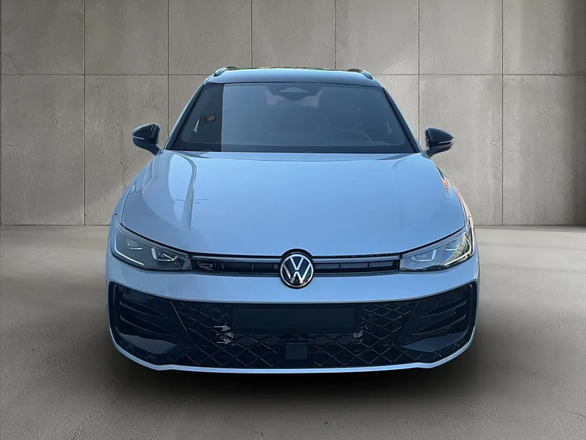 Volkswagen Passat 2026 photo 2