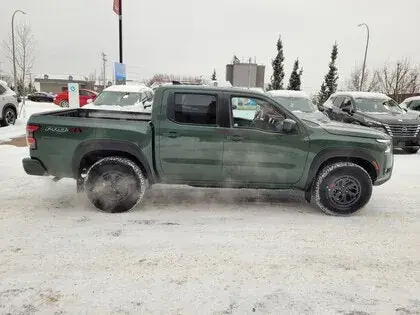 Nissan Frontier 2025 photo 5