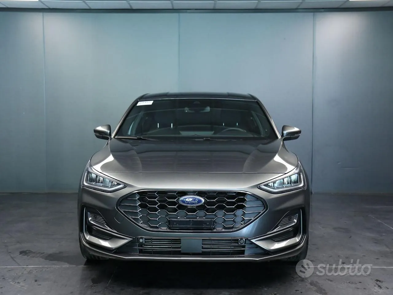 Ford Focus 2025 photo 2