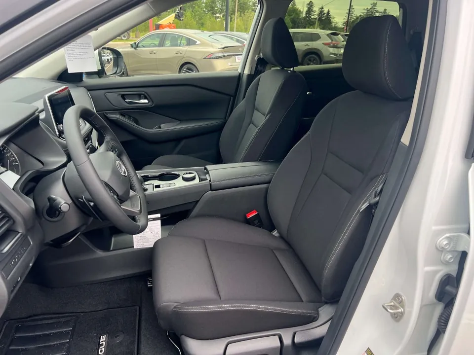 Nissan Rogue 2026 photo 4
