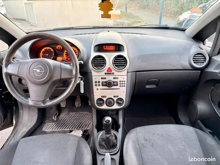Opel Corsa 2009 photo 3