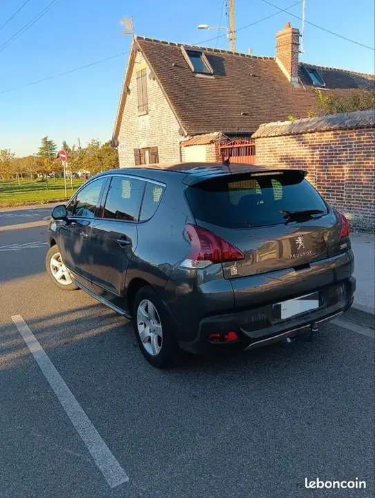 Peugeot 3008 2015 photo 2