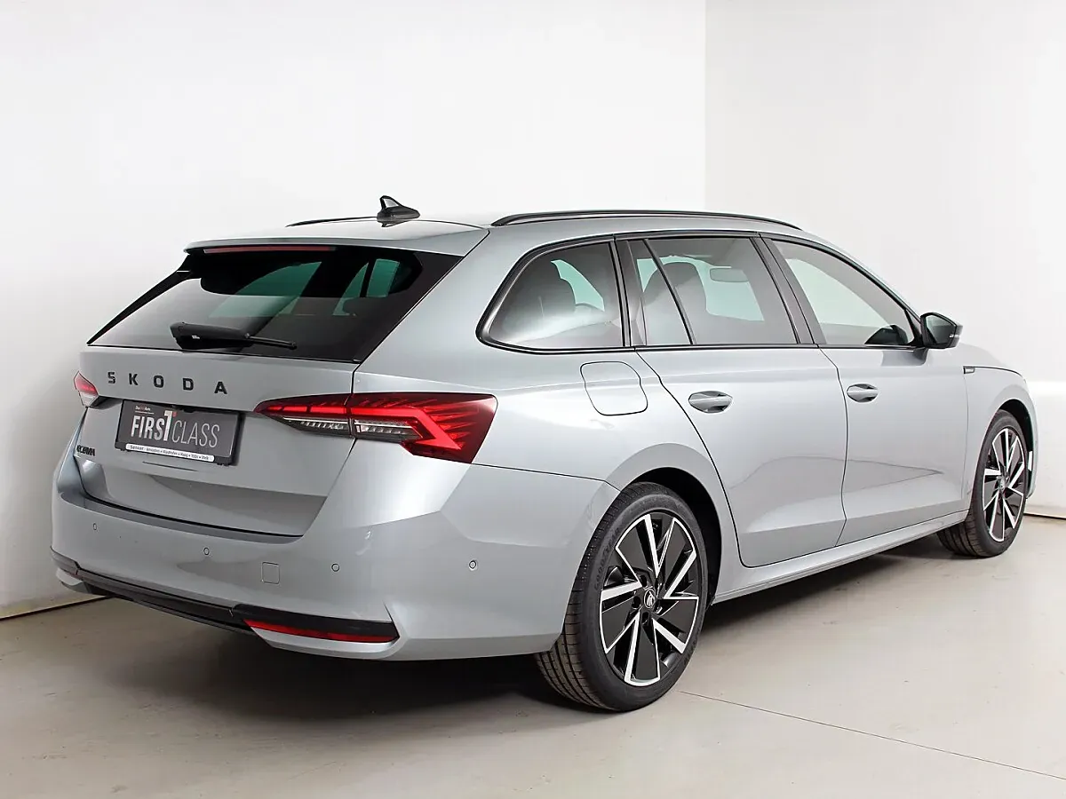 Skoda Octavia 2026 photo 2