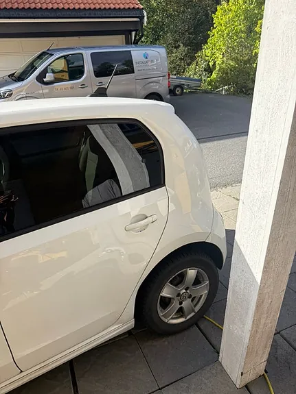 Volkswagen E-Up! 2015 photo 3
