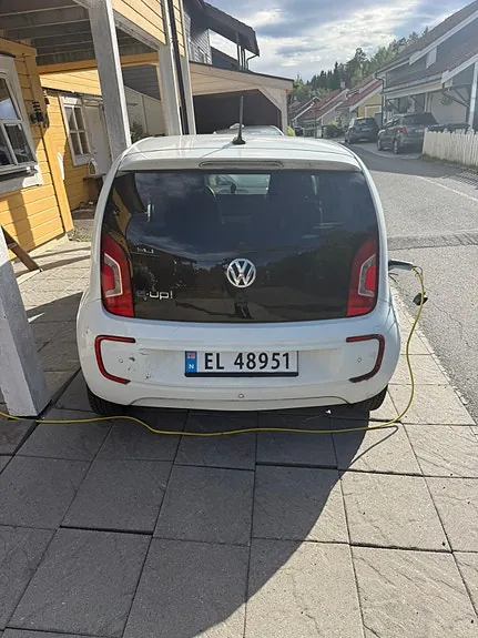 Volkswagen E-Up! 2015 photo 5