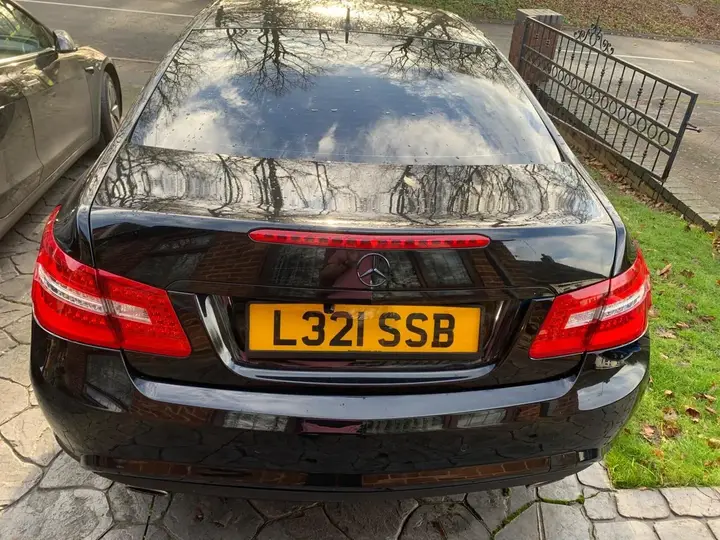 Mercedes-Benz E-Class 2010 photo 5