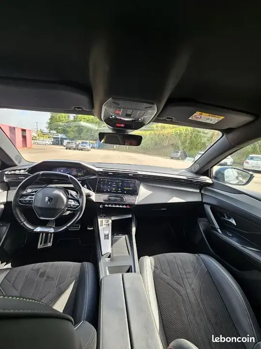 Peugeot 408 2023 photo 3