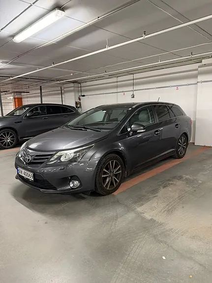 Toyota Avensis 2012 photo 3