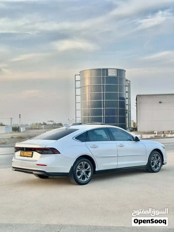 Honda Accord 2024 photo 2