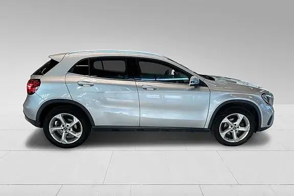Mercedes-Benz Gla 180 2018 photo 4