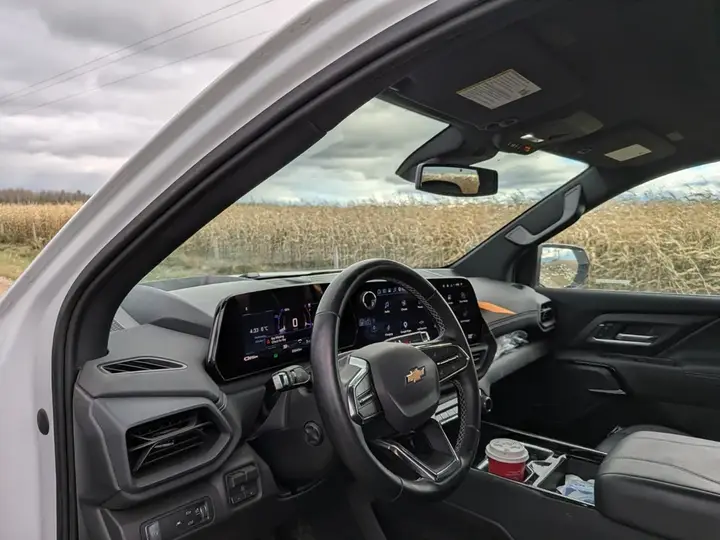 Chevrolet Silverado 2026 photo 4